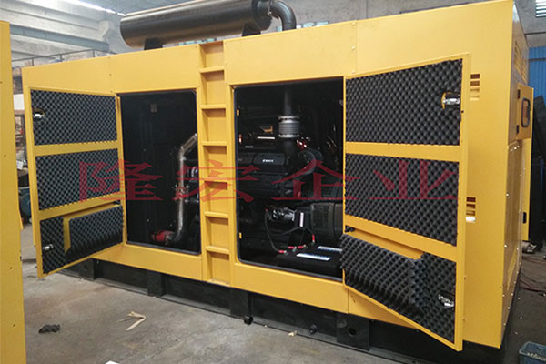600KW上柴股份静音柴油发电机组 出口非洲尼日利亚，装车发货