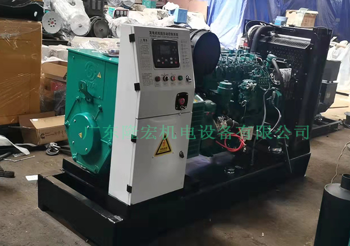 150KW潍柴发电机、187KVA潍柴动力柴油发电机组，底部油箱、四保护控制器、侧面柜