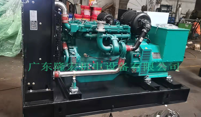 150KW潍柴发电机、187KVA潍柴动力柴油发电机组，底部油箱、四保护控制器、侧面柜